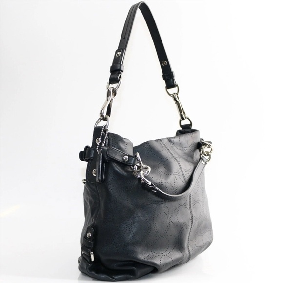 Coach Handbags - Coach leather bag